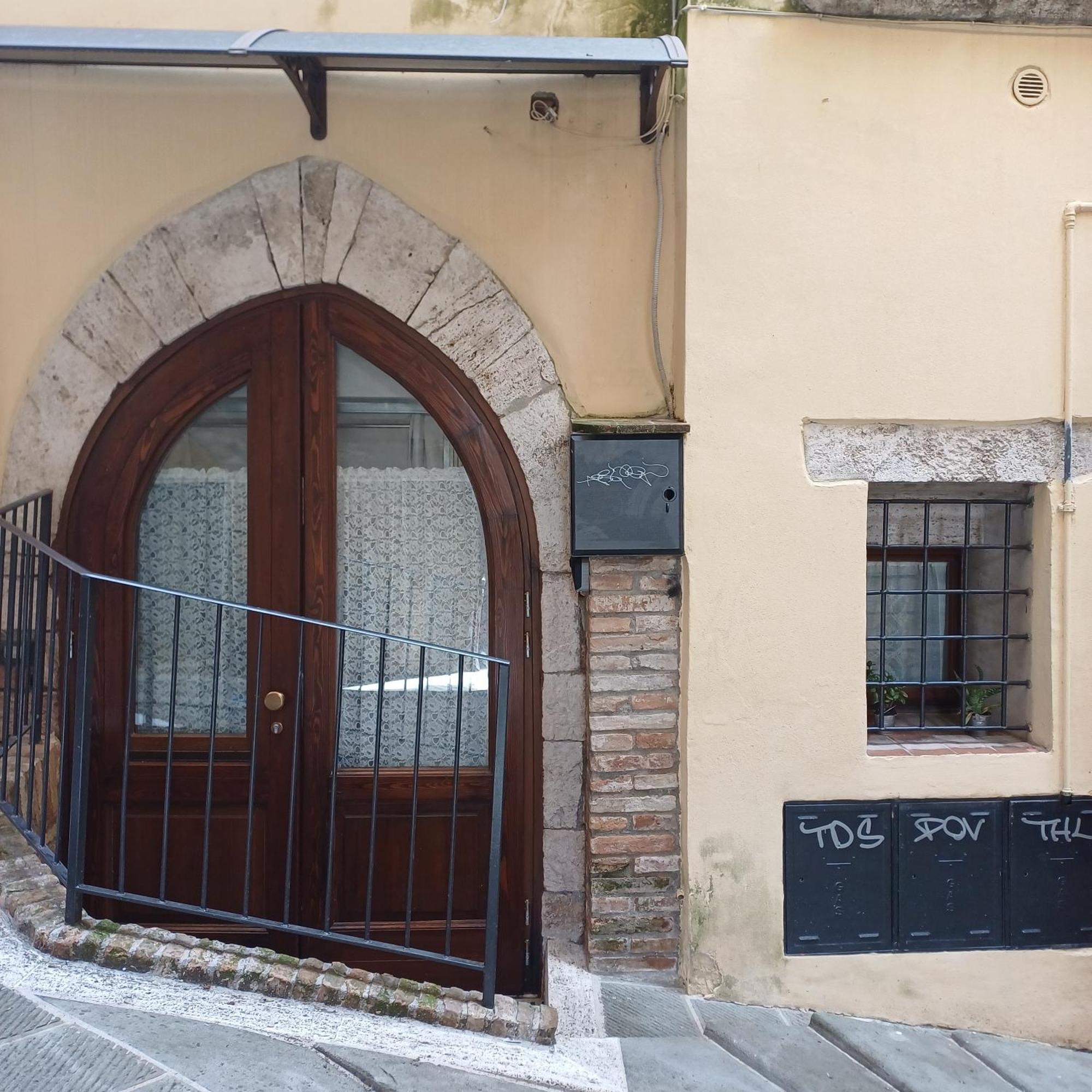 Appartement Loft Gioia à Pérouse Extérieur photo
